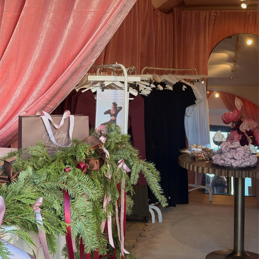 HOLIDAY ATELIER 2025